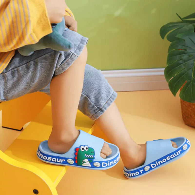 Sandalia Ortopédica Infantil Antideslizante - Dino Crocks™